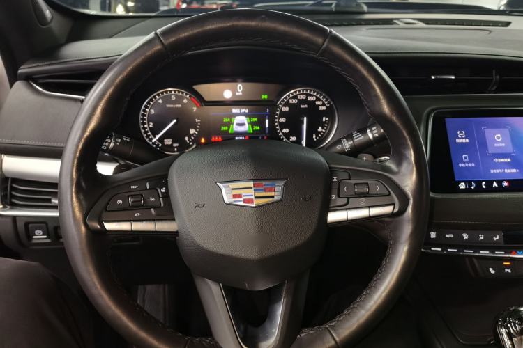 Used Cadillac XT4 2020 Revised Version 28T Two-Wheel Drive Leading Edition Steering Wheel