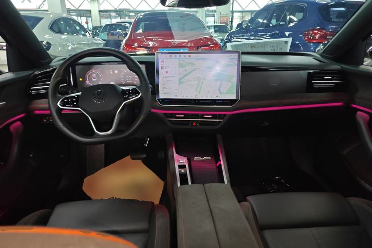 Used Volkswagen Magotan 2024 380TSI DSG Prestige Edition DaMai Package