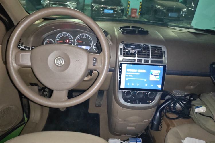 Used Buick GL8 2011 2.4L CT Comfort Edition
