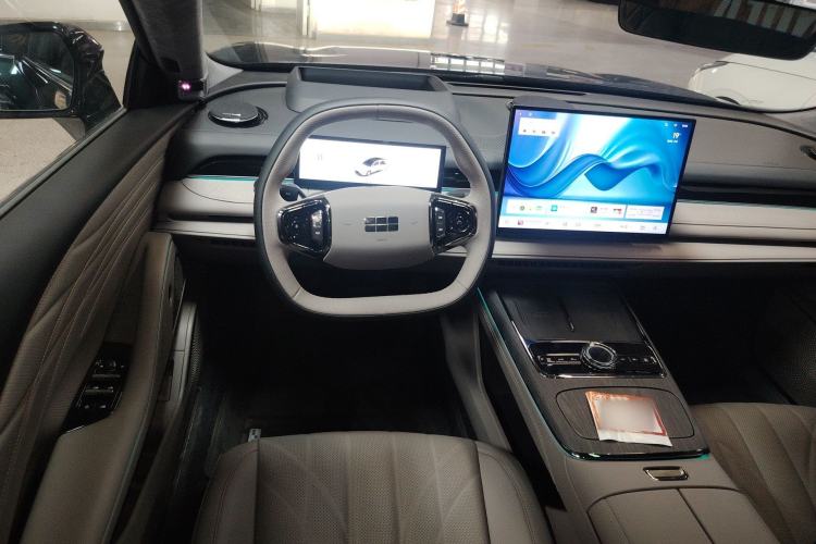 Used Geely Galaxy 8 2025 130km EM-i Flagship Edition Steering Wheel