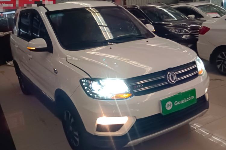 Used Dongfeng Fengon 370 2018 S370 1.5L Manual Luxury 5-Seater
