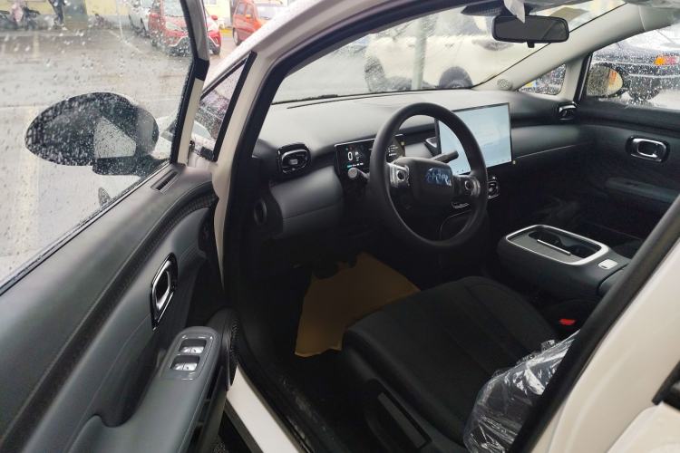 Used AION UT 2025 330 Starlight Edition
