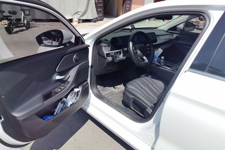 Used Chery Fengyun A8 2024 127 ZHU FENG Version
