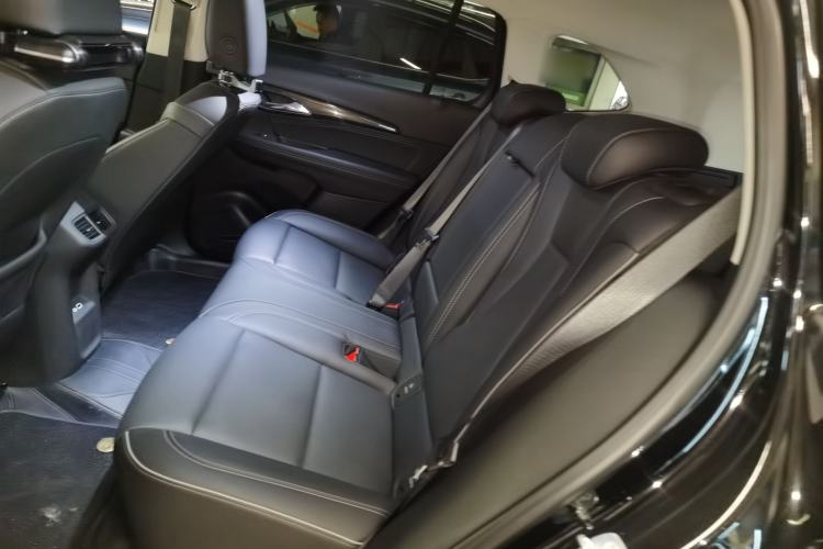 Used Buick Envision 2022 Encore Plus 652T Five-Seat Luxury Model
