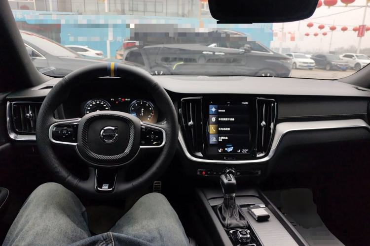 Used Volvo V60 2020 T5 Zhiya Sport Edition
