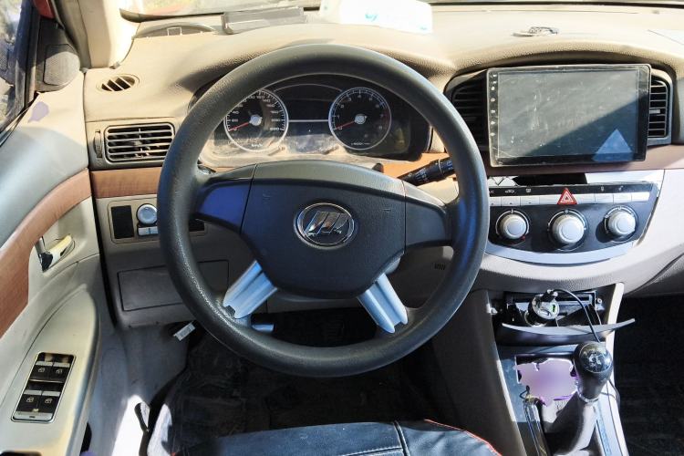 Used Lifan Auto 620 2012 1.5L Manual Comfort Type B