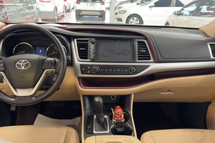 Used Toyota Highlander 2015 2.0T Two-Wheel Drive Elite Edition 5 Seats Interior 5