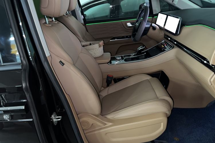 Used JAC Refine RF8 2024 Zhiling Edition 2.0T Flagship Model
