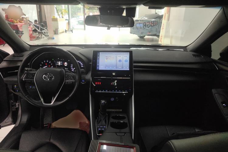 Used Toyota Avalon 2022 2.5L Luxury Edition