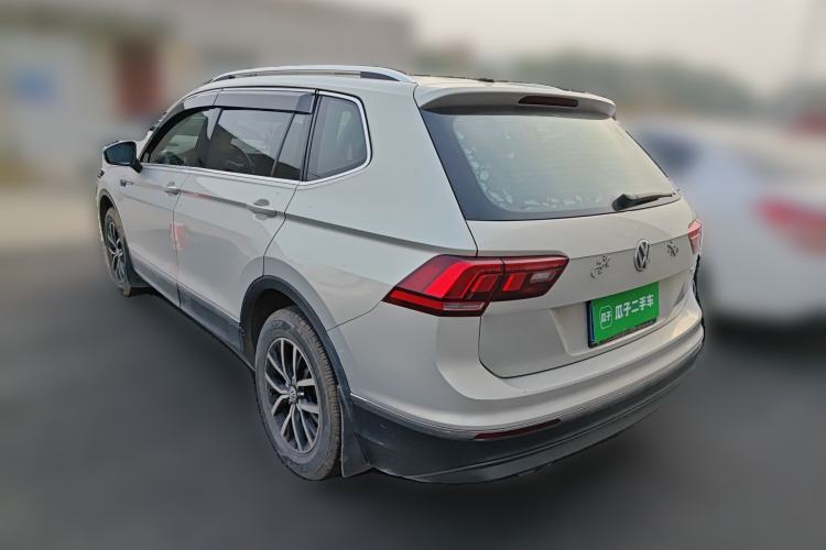 Used Volkswagen Tiguan L 2017 330TSI Automatic Two-Wheel Drive Luxury Edition