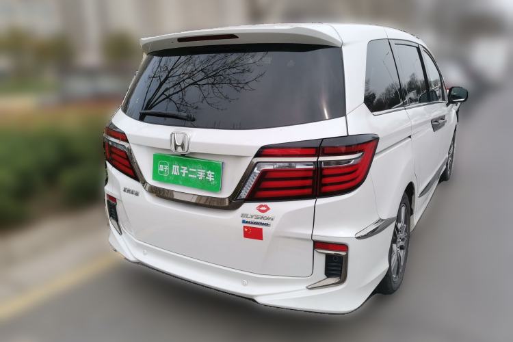 Used Honda Elysion 2019 2.0L Hybrid Luxury Edition
