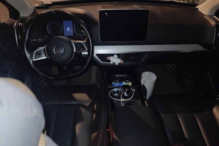 Used BYD Tang New Energy 2018 DM 2.0T All-Wheel Drive Smart Connect Advanced Model 7 Seats China V Emission Standard
