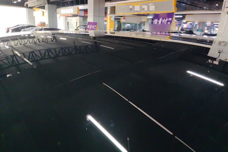 Used ONVO Luxeed L90 2025 Model—Max Six-Seater Version
