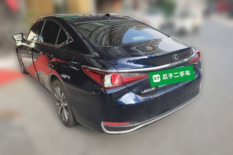 Used Lexus ES 2018 200 Excellence Edition China VI Standard
