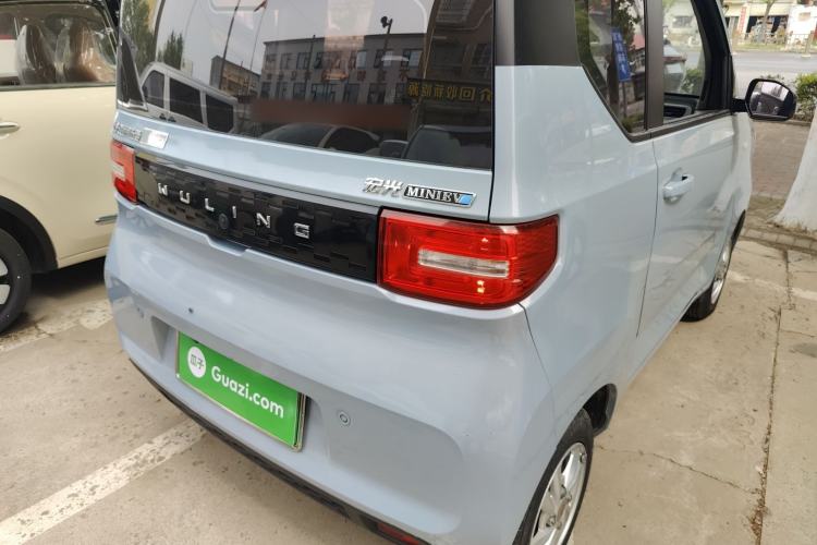 Used Wuling Hongguang MINIEV 2021 Macaron Fashion Model Lithium Iron Phosphate Right Rear Taillight