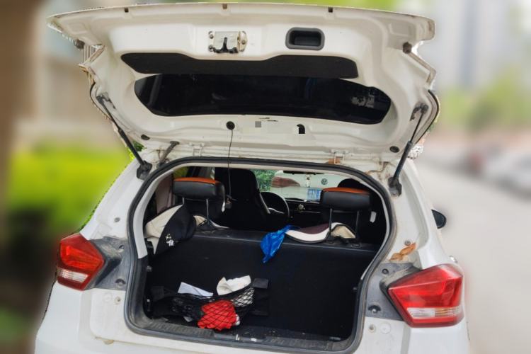 Used BAIC New Energy EC 2017 EC180 Dynamic Edition Trunk