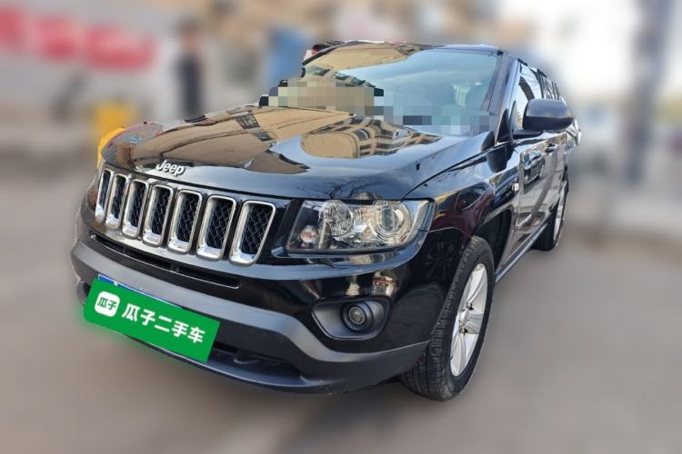 Used Jeep Compass 2015 2.0L two-wheel drive sport version