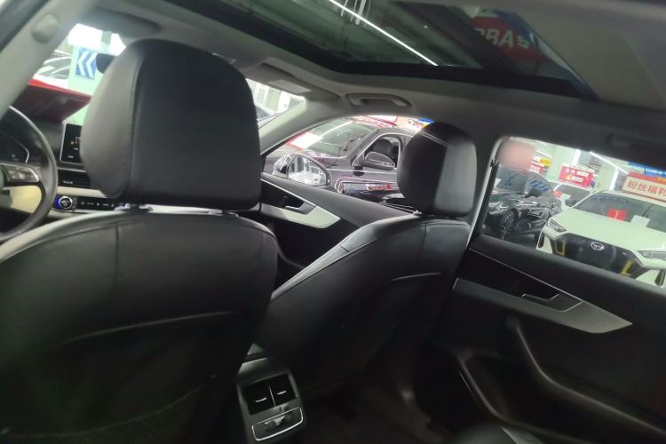 Used Audi A4L 2018 30th Anniversary Edition 40 TFSI Fashion Model Headliner