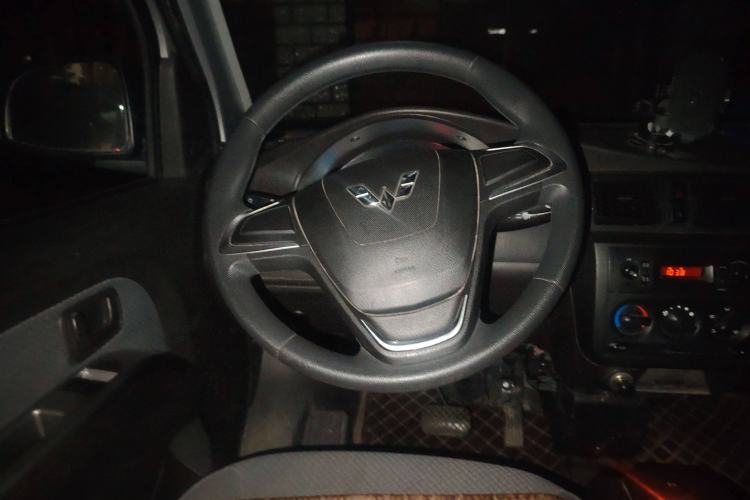 Used Wuling Rongguang EV 2020 Basic Version 7-Seater 300 km