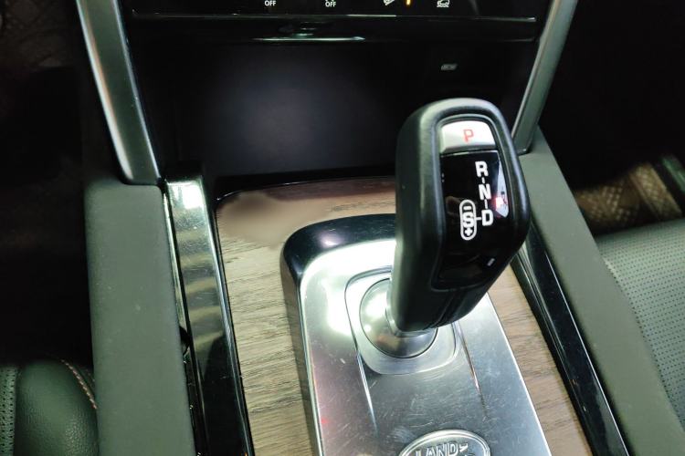 Used Land Rover Discovery Sport 2020 249 PS R-Dynamic Performance Tech Edition 5 Seats