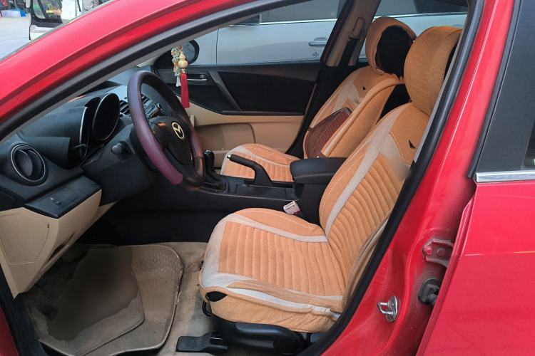 Used Mazda 3 2011 Sedan 1.6L Manual Comfort Model
