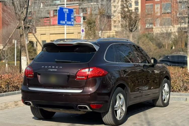 Used Porsche Cayenne 2014 Cayenne Platinum Edition 3.0T