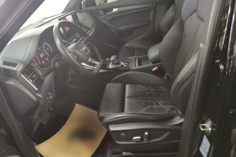 Used Audi Q5L 2023 40T Fashionable and Dynamic Edition
