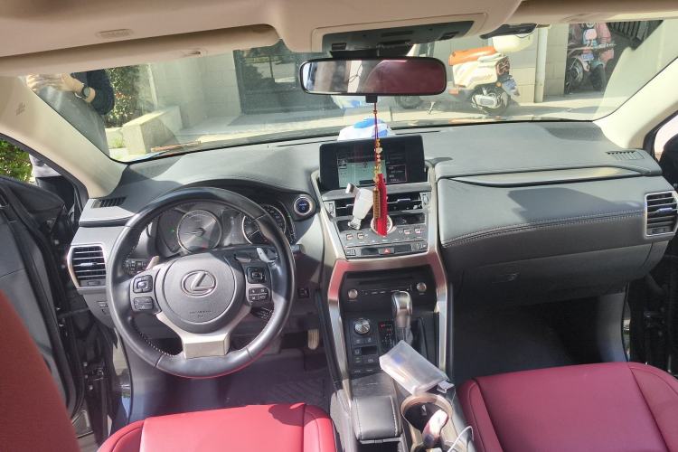 Used Lexus NX 2020 300h Front-Drive FENGSHANG Version China VI Standard
