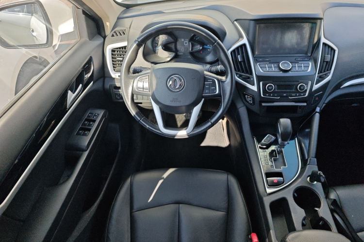 Used Dongfeng Aeolus AX7 2015 2.0L Automatic Zhiyi Trim
