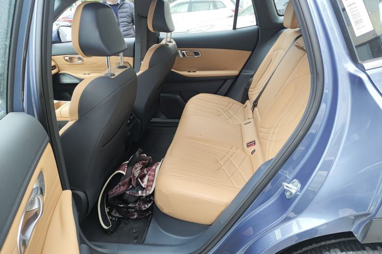 Used Geely Galaxy Xingjian 7 EM-i 2025 120km Flagship Edition
