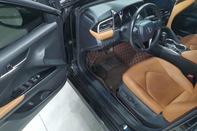 Used Toyota Camry 2021 Dual-Motor 2.5 HGVP Leading Edition
