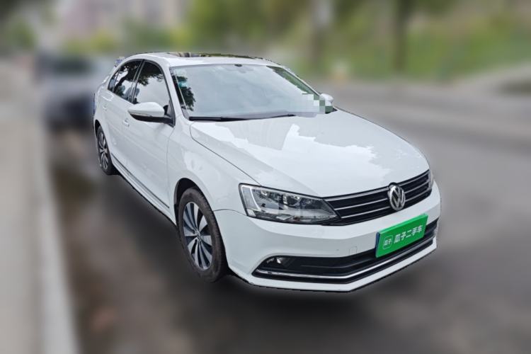 Used Volkswagen Sagitar 2018 1.6L Manual Comfort Model Front Right 45 Deg