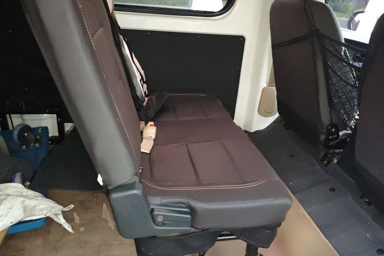 Used CHANGAN KAICHENG Ruixing EM80 2024 Comfort-Style 6-Seater 41.86 kWh
