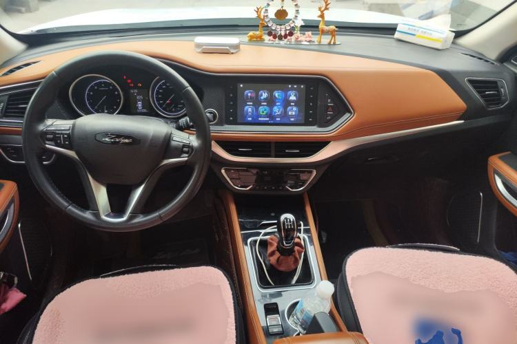 Used Zotye T300 2017 1.5L Manual Luxury Model
