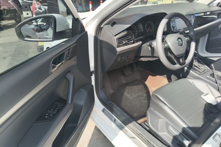 Used Volkswagen Lavida 2018 1.5L Automatic Comfort Edition China V Standard Driver Seat