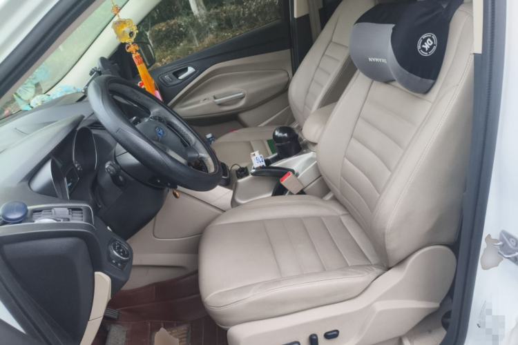 Used Ford Kuga 2013 2.0L GTDi Four-Wheel-Drive Elite Model
