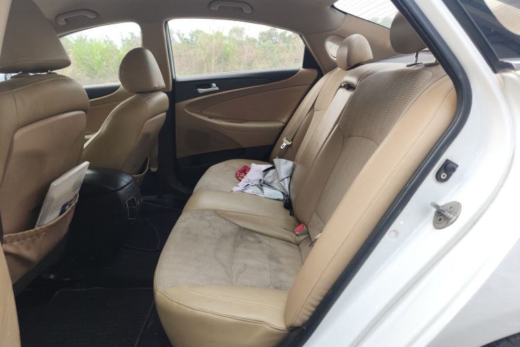 Used Hyundai Sonata 2013 2.0L Automatic Fashion Edition Left Rear Seat