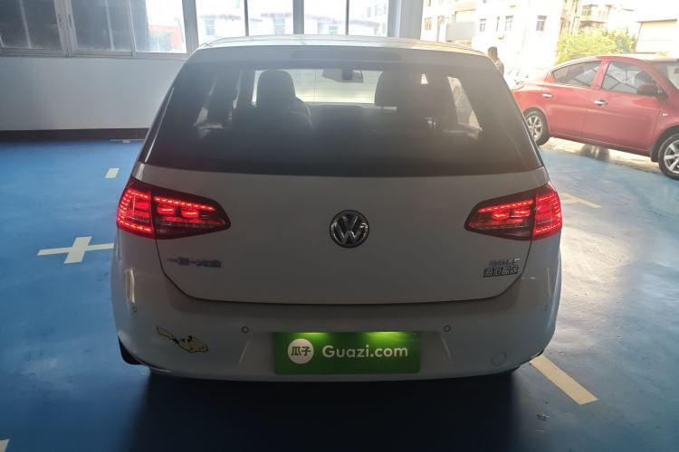 Used Volkswagen Golf 2017 1.6L Automatic Comfort Million-Vehicle Anniversary Edition