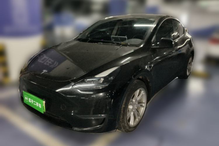 Used Tesla Model Y 2022 Long-Range All-Wheel-Drive Version