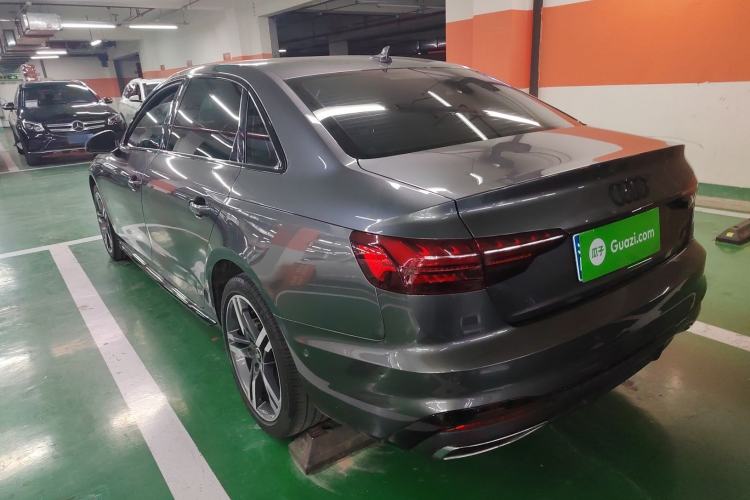 Used Audi A4L 2022 40 TFSI Luxury Dynamic Model
