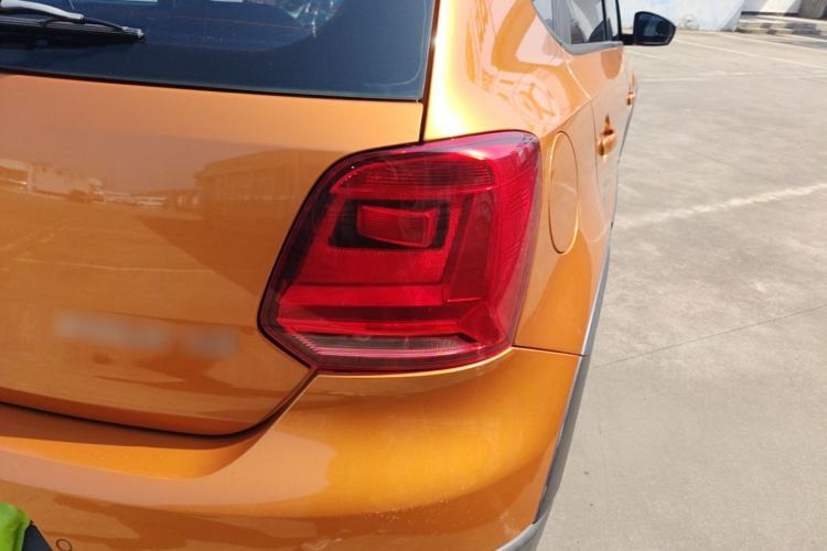 Used Volkswagen Polo 2014 1.6L Cross Polo Automatic