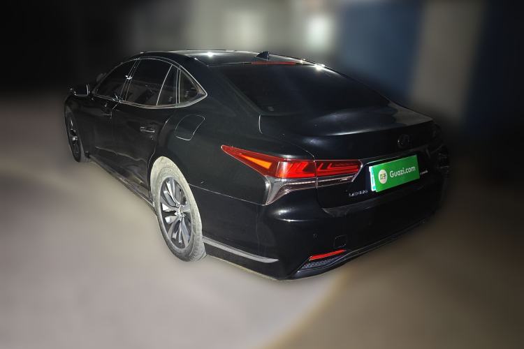 Used Lexus LS 2018 500h Premier Edition China V Standard
