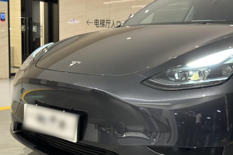 Used Tesla Model Y 2024 Rear-Wheel-Drive Version Exterior 2