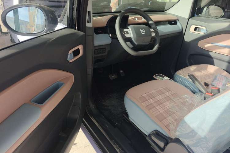 Used Chery New Energy QQ Ice Cream 2025 155km Sundae Edition
