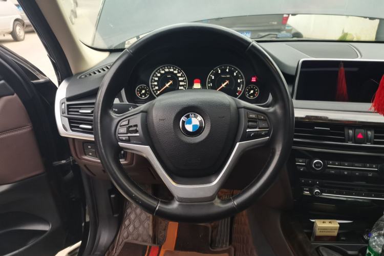 Used BMW X5 2017 xDrive28i
