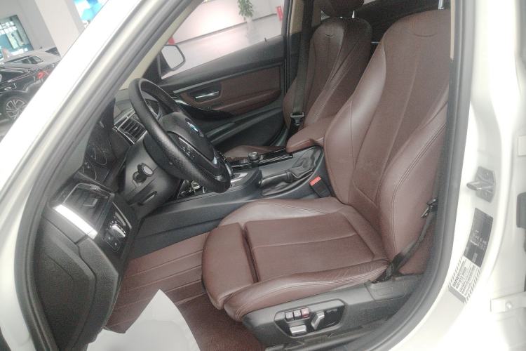 Used BMW 3 Series 2018 320Li Fashion Model
