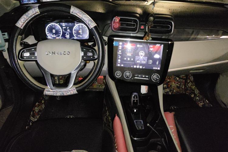 Used Lynk & Co 02 2018 1.5T DCT Two-Wheel Drive Zhaopu Version China V Standard