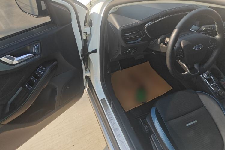 Used Ford Focus Active 2021 EcoBoost 180 Automatic Trendy Model Driver Seat