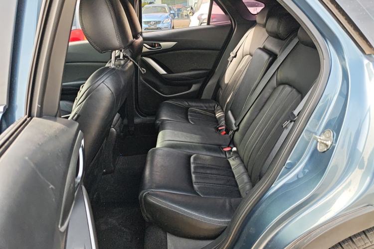 Used Mazda CX-4 2016 2.0L Automatic 2WD Blue Sky Dynamic Edition