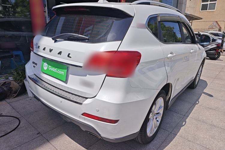 Used Haval H2 2016 Red-Label 1.5T Manual Two-Wheel Drive Luxury Model